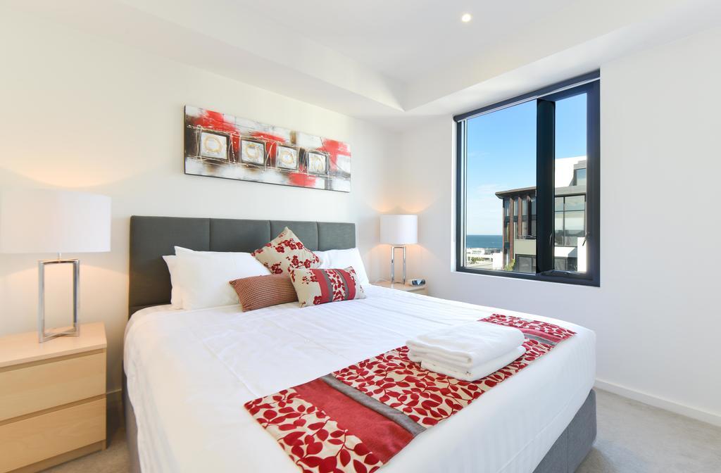 Staycentral - Spacious Seaviews Port Melbourne Room photo